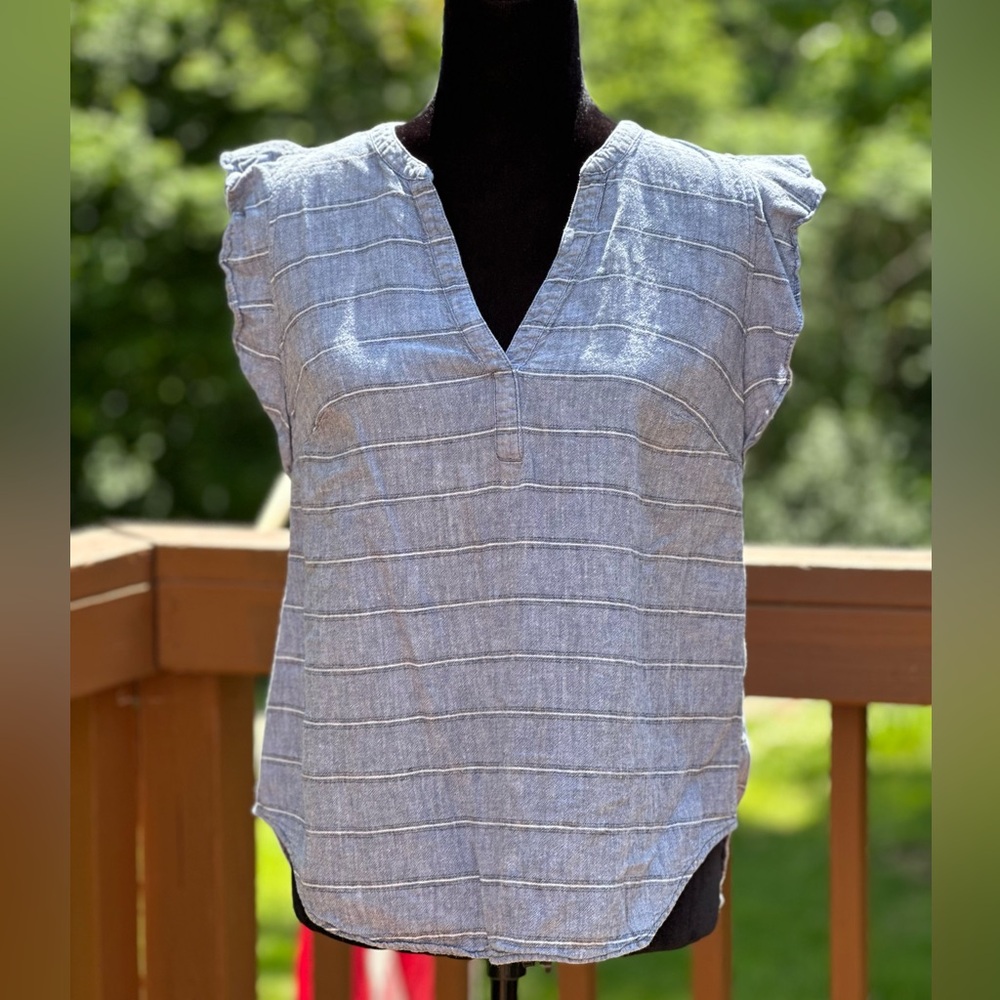 Flip Side washable linen flutter sleeve top